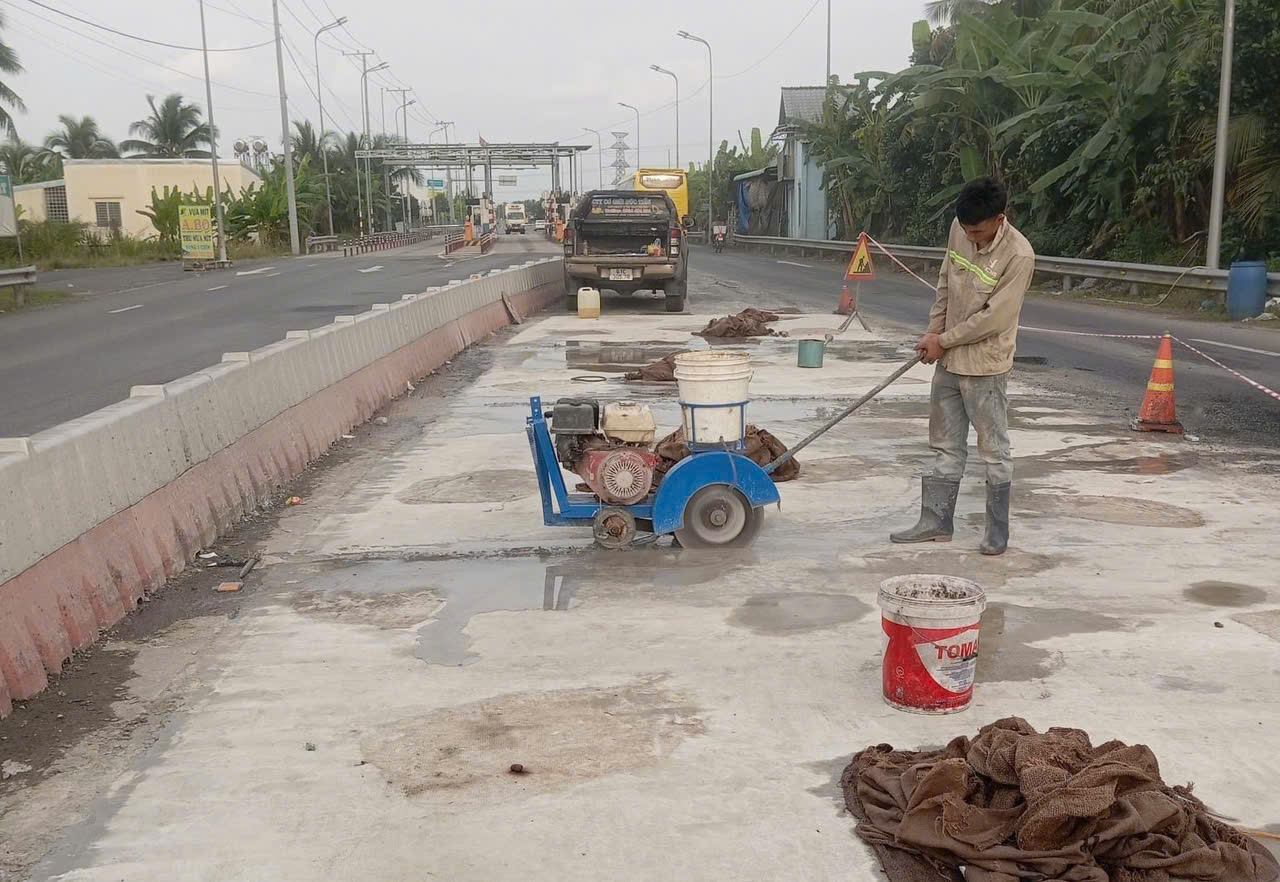 Khoan cắt bê tông Tuấn Hiền