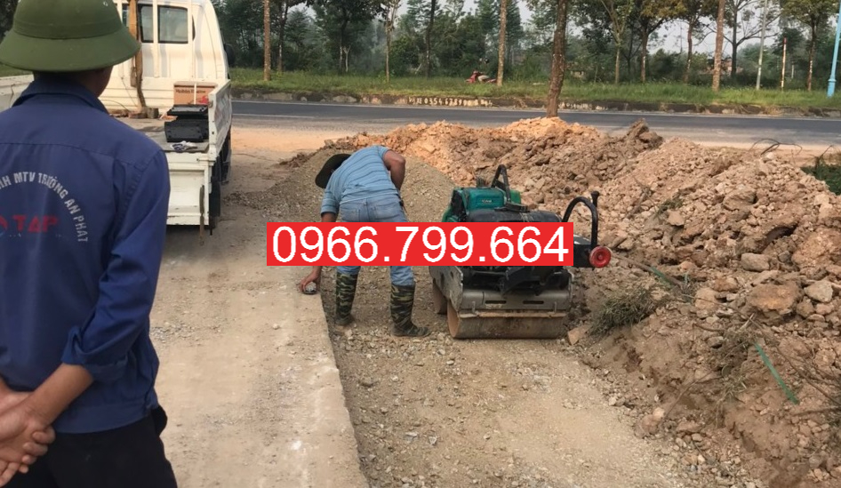 Cho Thuê Máy Lu Mini Dắt Tay