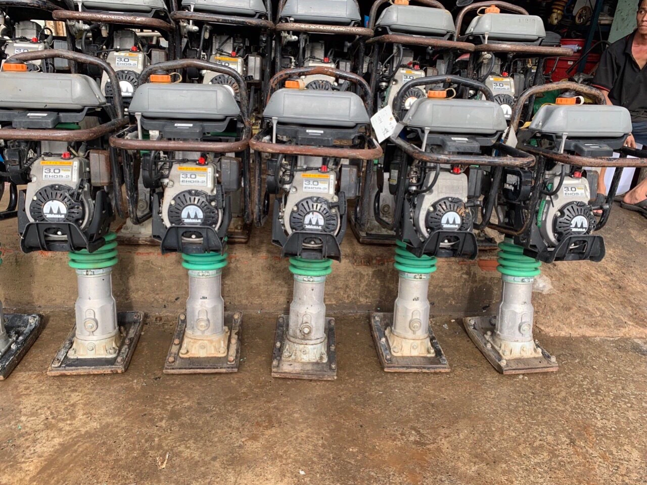 Cho Thuê Đầm Cóc Tại Hà Nội